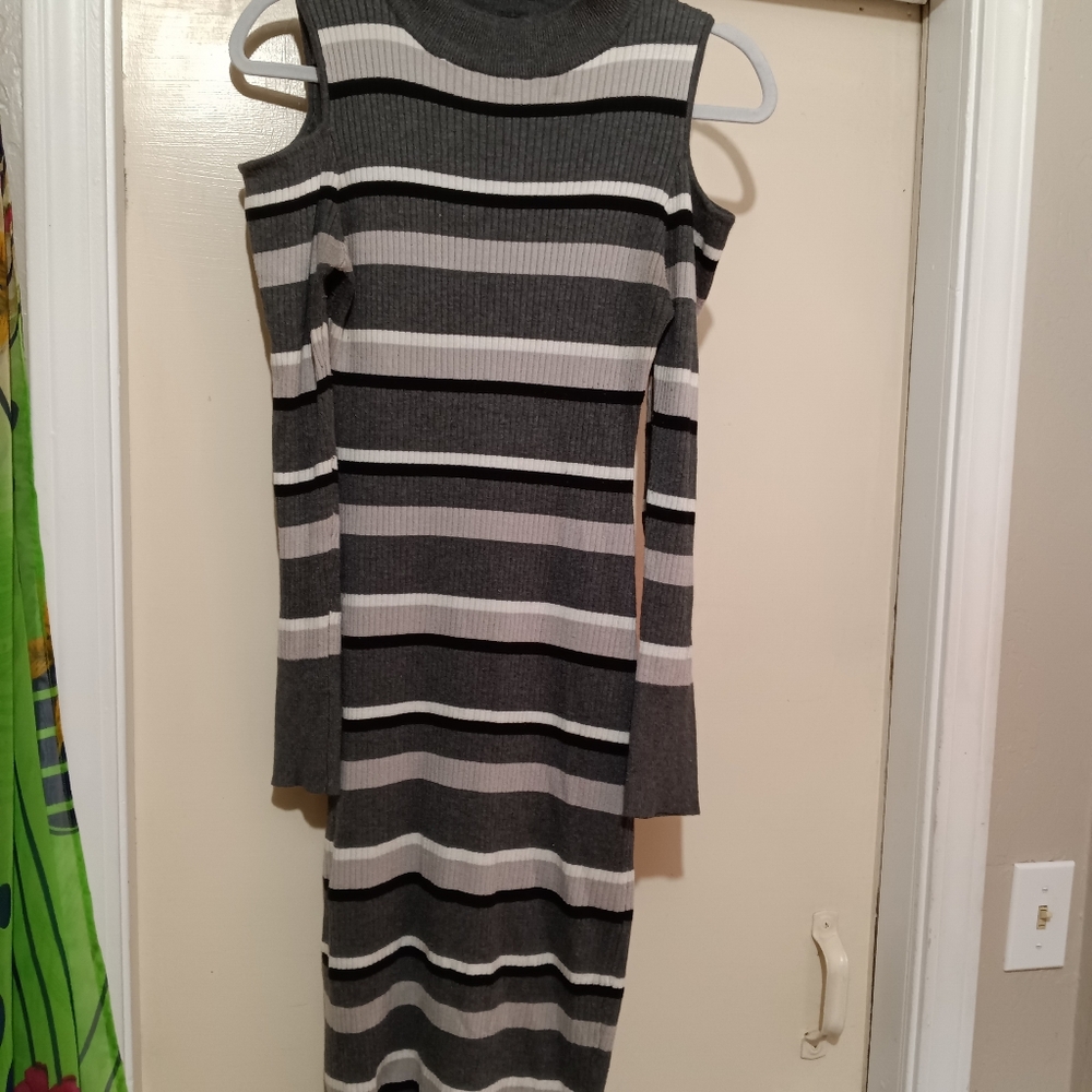 Sweater dress size large cold shoulder